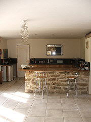 Kitchen with breakfast bar