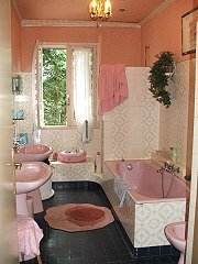 Family bathroom